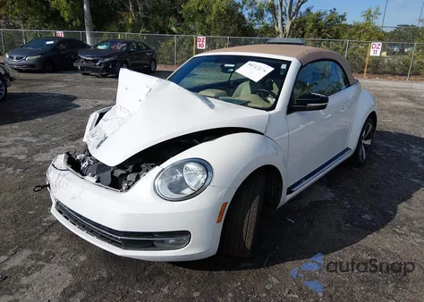 2013 Volkswagen Beetle 2.0T из США, поврежденный, VIN 3VW7A7AT0DM811178